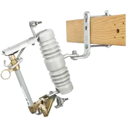 SECCIONADOR CUT OUT STD DE PORCELANA TIPO C, 200A, 15kV MAX 110kVBIL, 220mm